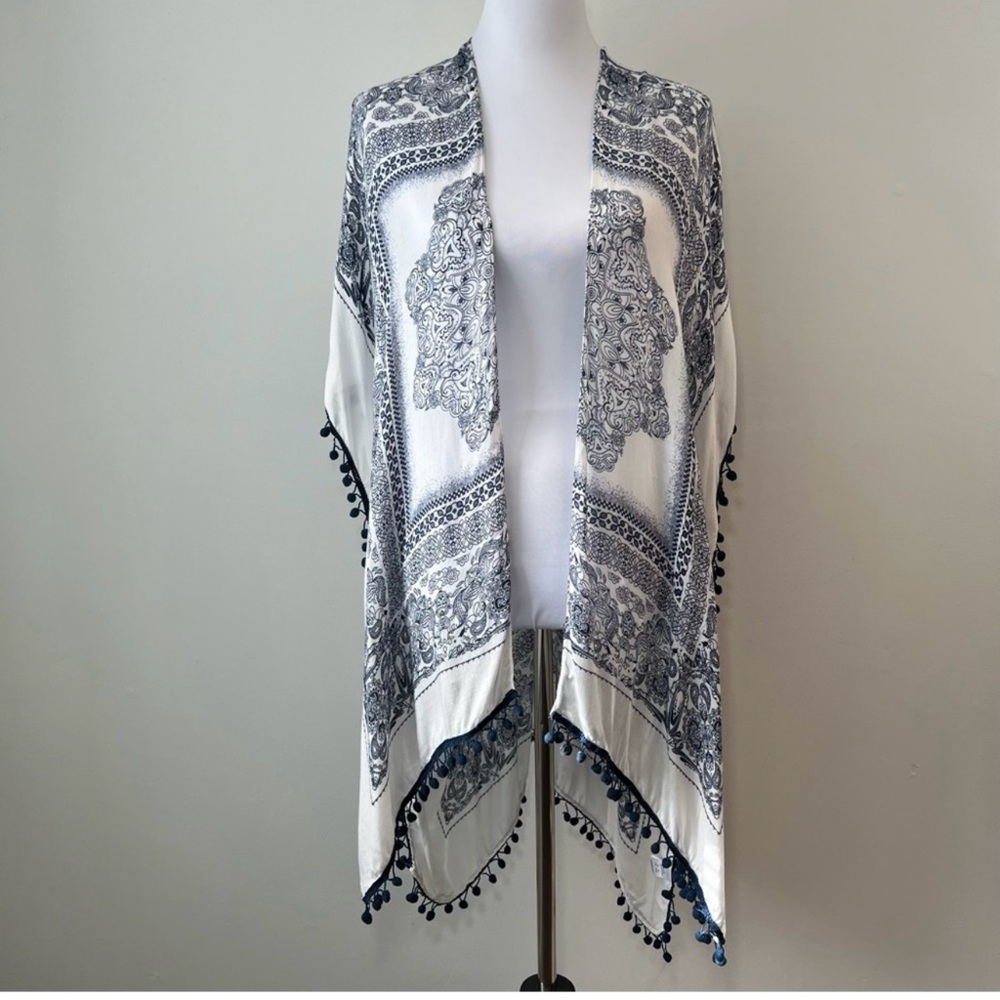 Woven Heart Blue and White Accent kimono / Shawl with Fringe